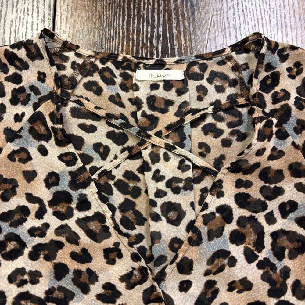 Maurice's Leopard Print Criss Cross V-Neck Faux‎ Wrap Blouse Brown Tan Medium - Picture 3 of 7
